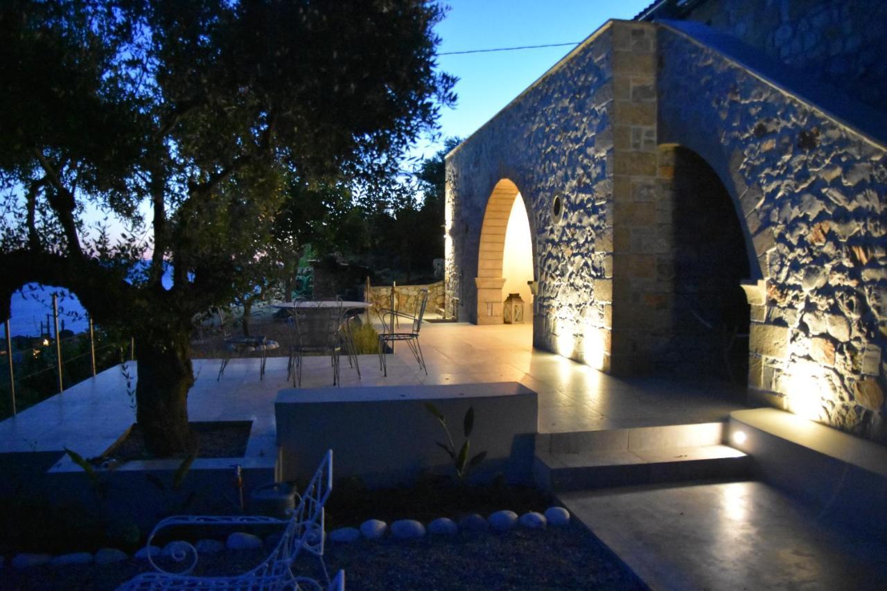 Athina'S Stone House In Kardamyli Villa Екстериор снимка