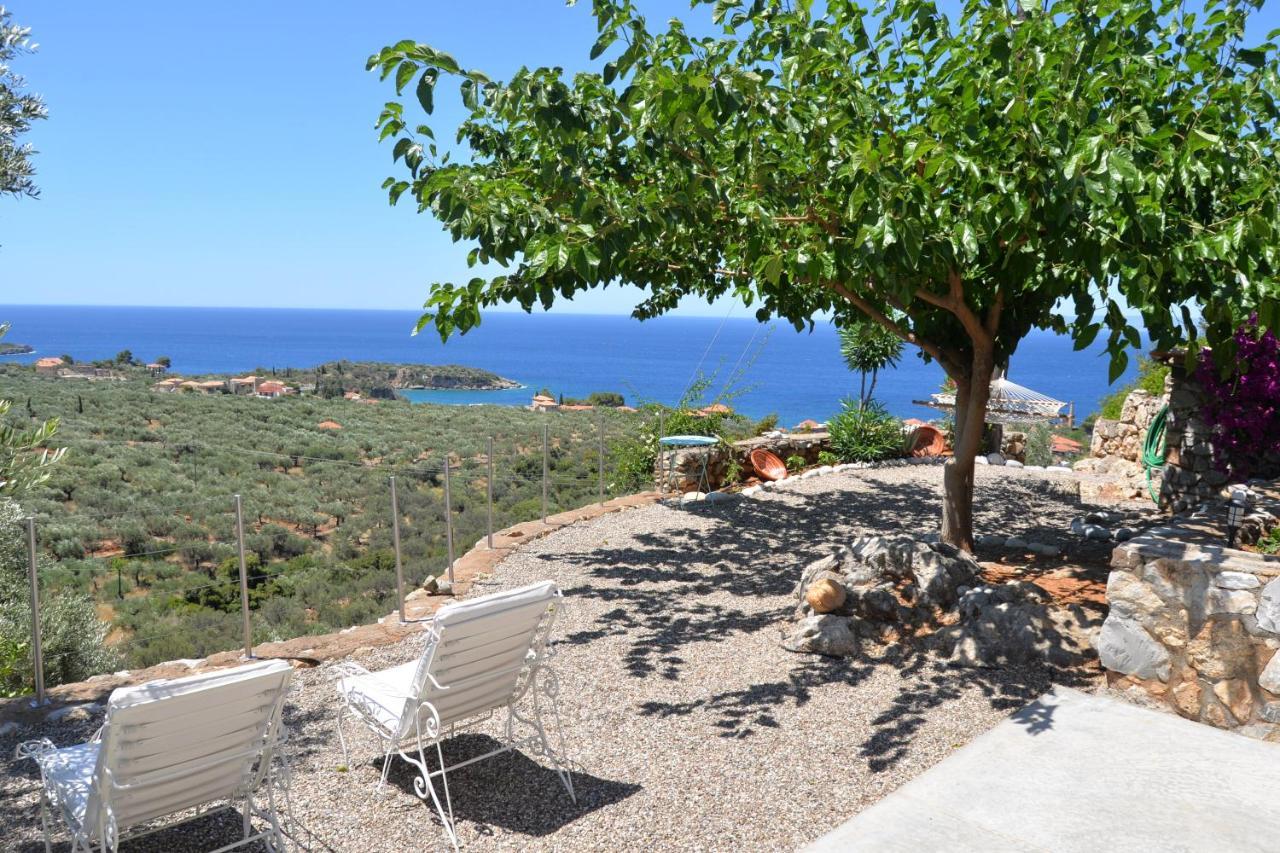 Athina'S Stone House In Kardamyli Villa Екстериор снимка