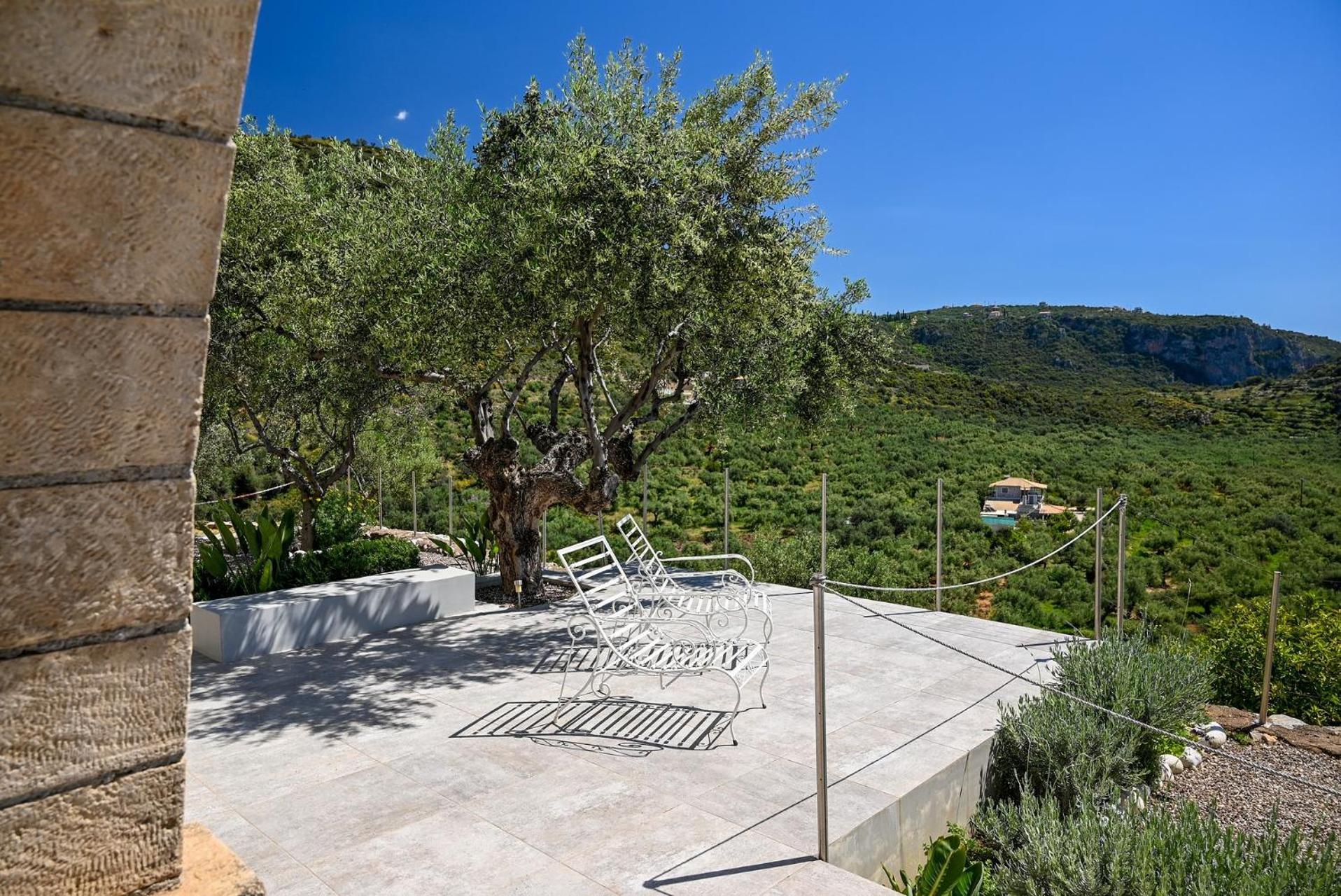 Athina'S Stone House In Kardamyli Villa Екстериор снимка