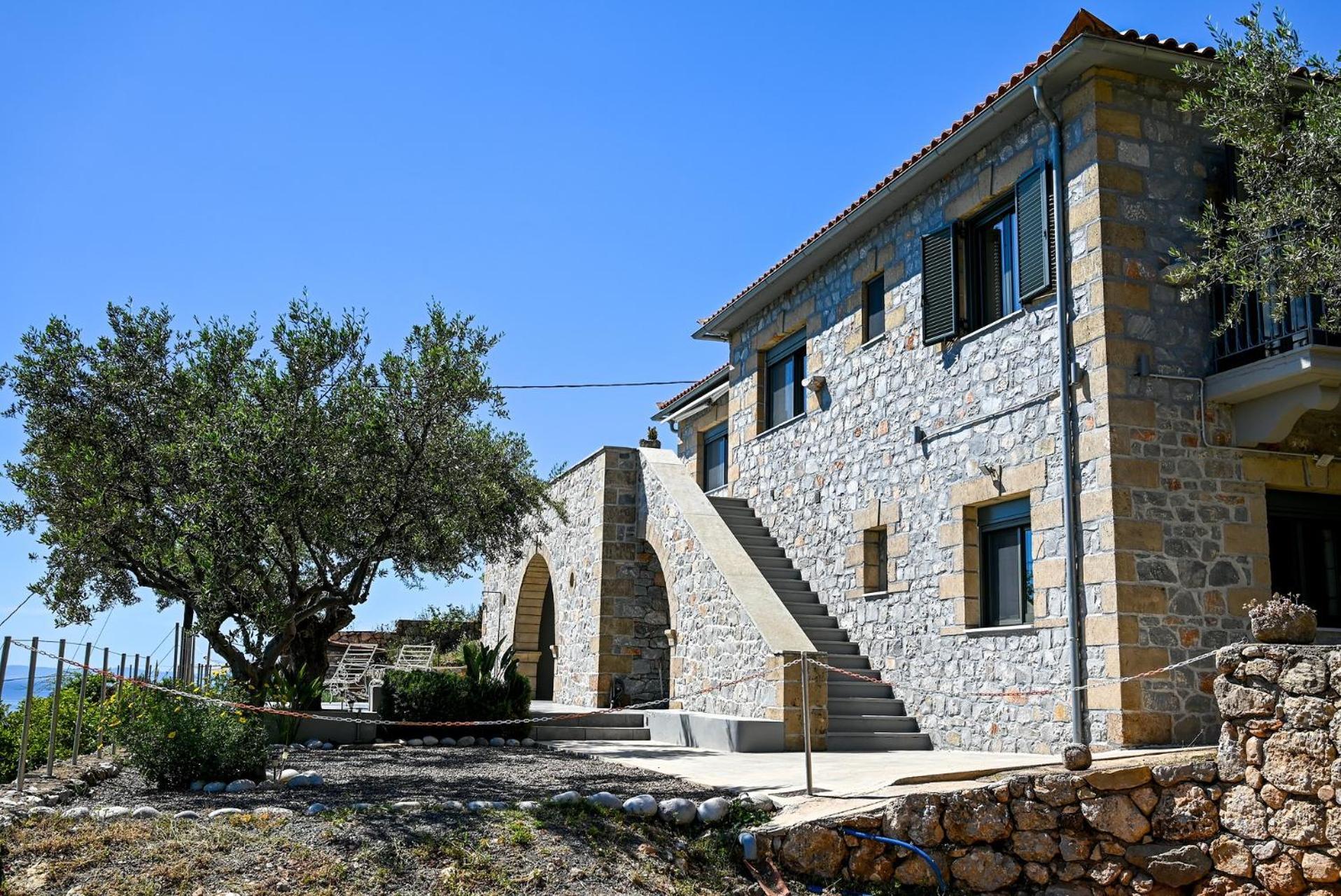 Athina'S Stone House In Kardamyli Villa Екстериор снимка