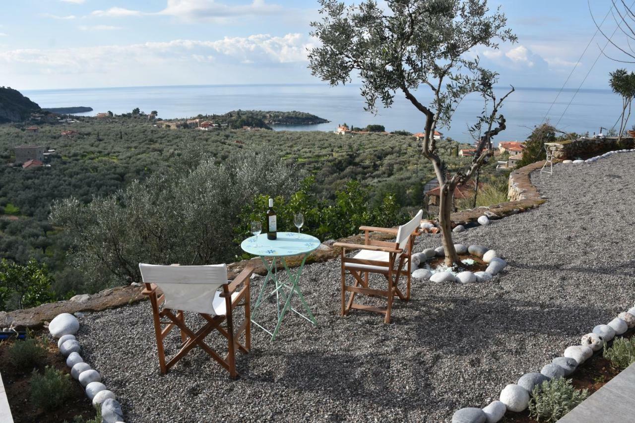 Athina'S Stone House In Kardamyli Villa Екстериор снимка