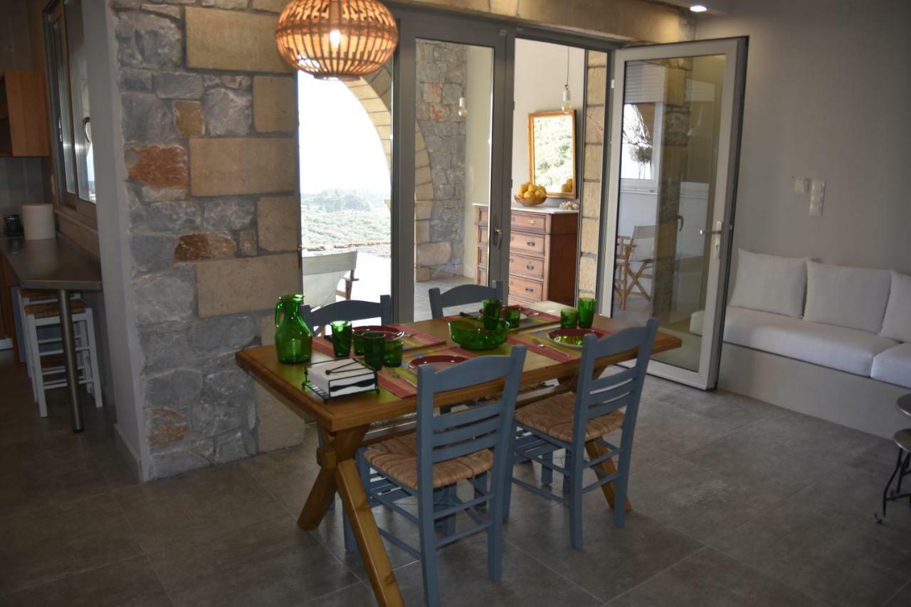 Athina'S Stone House In Kardamyli Villa Екстериор снимка